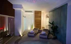 Blue Bay Suite & Spa